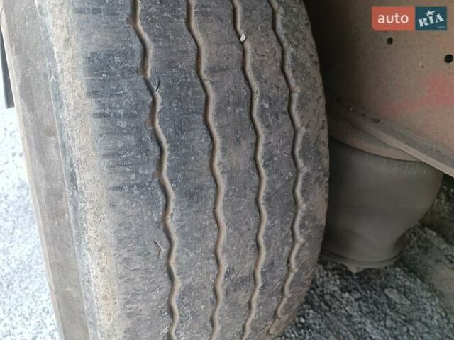 Красный Вольво FH 13, объемом двигателя 12.8 л и пробегом 2 тыс. км за 18500 $, фото 5 на Automoto.ua