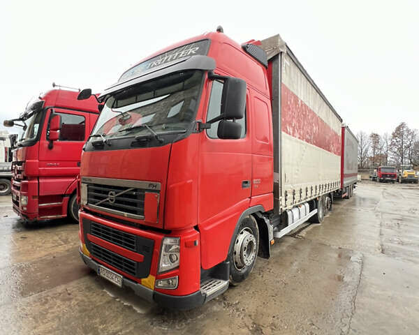 Червоний Вольво FH 13, об'ємом двигуна 0 л та пробігом 950 тис. км за 43000 $, фото 2 на Automoto.ua