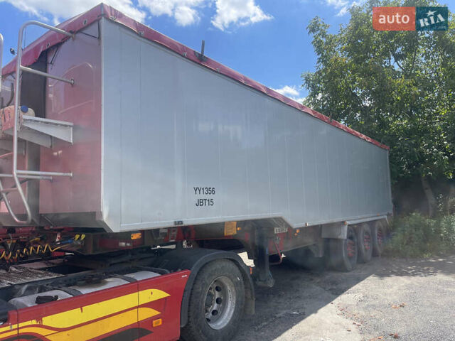 Красный Вольво FH 13, объемом двигателя 12.78 л и пробегом 1 тыс. км за 14999 $, фото 7 на Automoto.ua