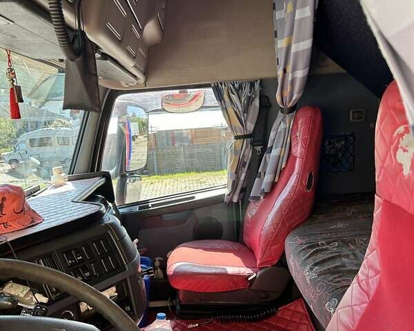 Вольво FH 13 2007 в Черкассах на Automoto.ua Красный Вольво FH 13, объемом двигателя 12.8 л и пробегом 188 тыс. км за 15000 $, фото 13 на Automoto.ua