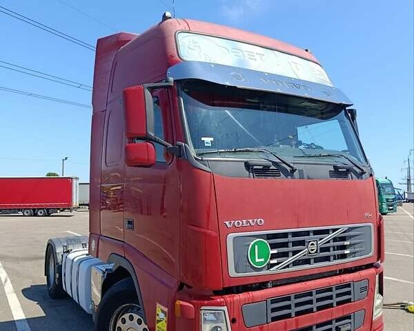 Красный Вольво FH 13, объемом двигателя 12.78 л и пробегом 1 тыс. км за 12000 $, фото 2 на Automoto.ua