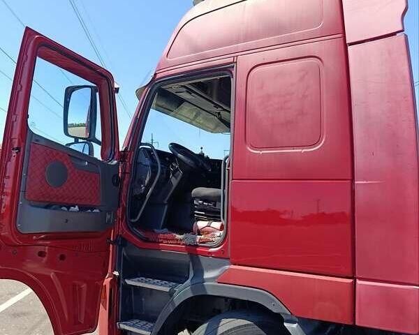 Красный Вольво FH 13, объемом двигателя 12.78 л и пробегом 1 тыс. км за 12000 $, фото 7 на Automoto.ua