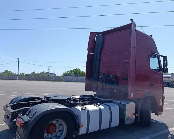 Красный Вольво FH 13, объемом двигателя 12.78 л и пробегом 1 тыс. км за 12000 $, фото 4 на Automoto.ua