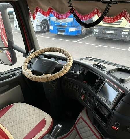 Красный Вольво FH 13, объемом двигателя 12.8 л и пробегом 1 тыс. км за 22500 $, фото 14 на Automoto.ua
