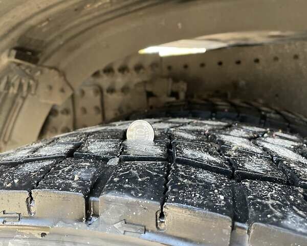 Красный Вольво FH 13, объемом двигателя 12.78 л и пробегом 1 тыс. км за 15500 $, фото 14 на Automoto.ua