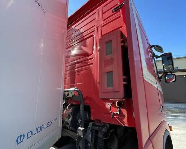 Красный Вольво FH 13, объемом двигателя 12.78 л и пробегом 1 тыс. км за 15500 $, фото 3 на Automoto.ua