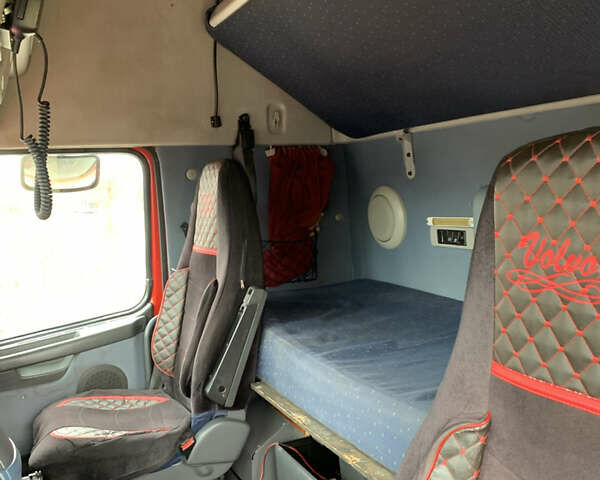 Красный Вольво FH 13, объемом двигателя 0 л и пробегом 1 тыс. км за 12500 $, фото 12 на Automoto.ua