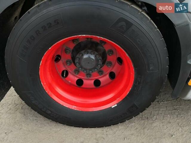 Червоний Вольво FH 13, об'ємом двигуна 12.78 л та пробігом 130 тис. км за 21283 $, фото 19 на Automoto.ua