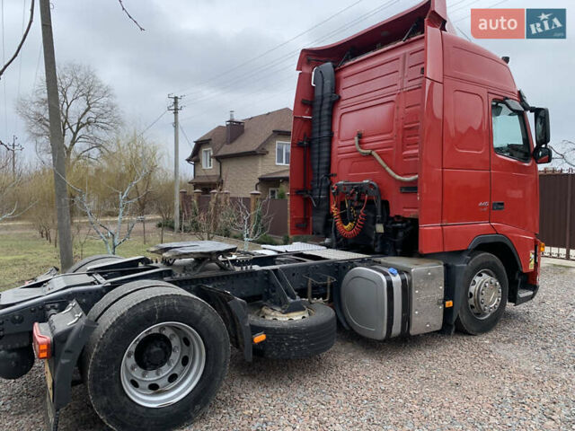Красный Вольво FH 13, объемом двигателя 0 л и пробегом 1 тыс. км за 12500 $, фото 9 на Automoto.ua