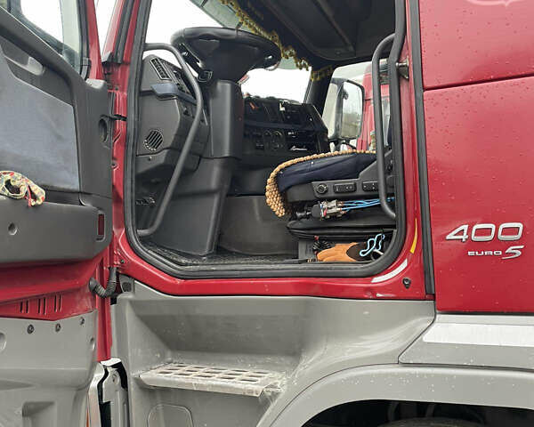 Червоний Вольво FH 13, об'ємом двигуна 0 л та пробігом 1 тис. км за 15000 $, фото 5 на Automoto.ua