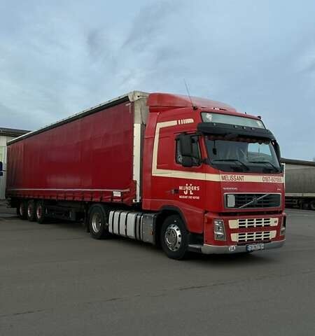 Красный Вольво FH 13, объемом двигателя 12.8 л и пробегом 1 тыс. км за 22500 $, фото 1 на Automoto.ua