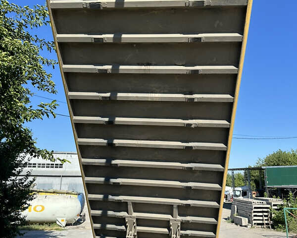 Красный Вольво FH 13, объемом двигателя 12.9 л и пробегом 1 тыс. км за 28000 $, фото 36 на Automoto.ua