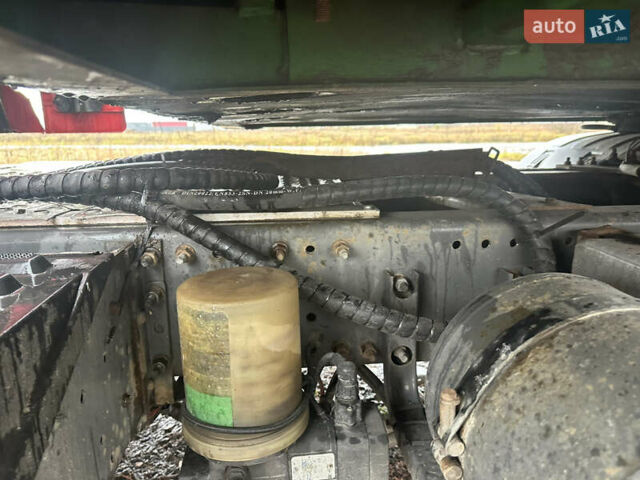 Красный Вольво FH 13, объемом двигателя 0 л и пробегом 900 тыс. км за 11500 $, фото 6 на Automoto.ua