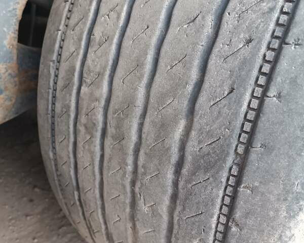 Вольво FH 13 2009 в Нововолынск на Automoto.ua Красный Вольво FH 13, объемом двигателя 12.78 л и пробегом 2 тыс. км за 14000 $, фото 17 на Automoto.ua
