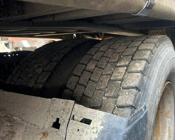 Красный Вольво FH 13, объемом двигателя 0 л и пробегом 119 тыс. км за 14500 $, фото 4 на Automoto.ua