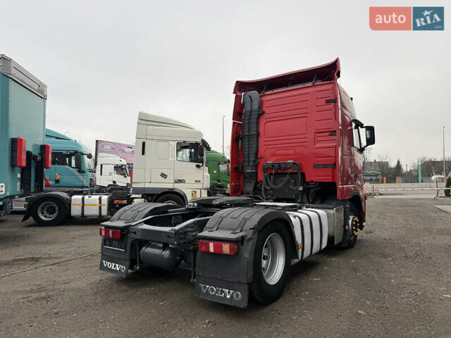 Красный Вольво FH 13, объемом двигателя 12.78 л и пробегом 1000 тыс. км за 18899 $, фото 6 на Automoto.ua