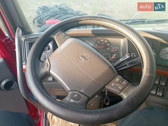 Красный Вольво FH 13, объемом двигателя 0 л и пробегом 1 тыс. км за 16500 $, фото 10 на Automoto.ua