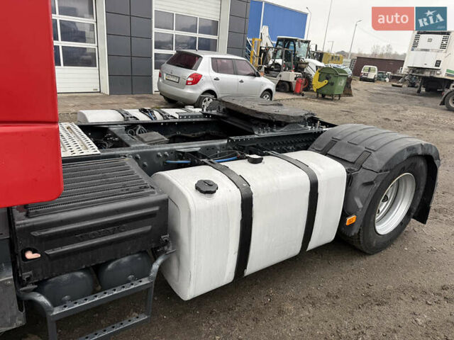 Красный Вольво FH 13, объемом двигателя 12.78 л и пробегом 1000 тыс. км за 18899 $, фото 17 на Automoto.ua