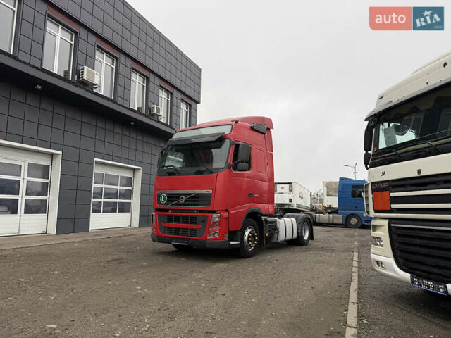 Красный Вольво FH 13, объемом двигателя 12.78 л и пробегом 1000 тыс. км за 18899 $, фото 1 на Automoto.ua