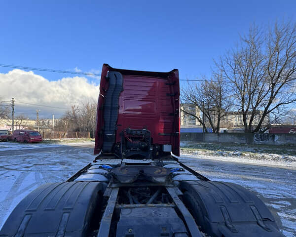 Червоний Вольво FH 13, об'ємом двигуна 12.78 л та пробігом 305 тис. км за 24000 $, фото 15 на Automoto.ua