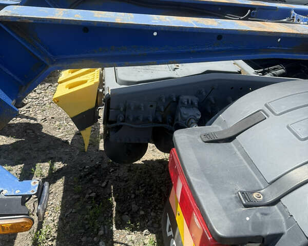 Червоний Вольво FH 13, об'ємом двигуна 12.78 л та пробігом 940 тис. км за 21000 $, фото 12 на Automoto.ua