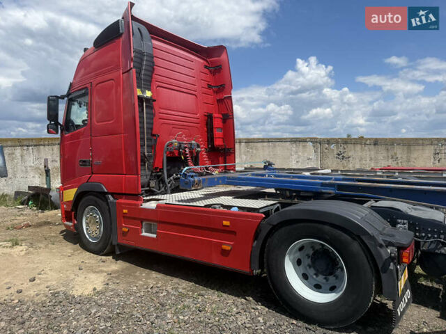 Червоний Вольво FH 13, об'ємом двигуна 12.78 л та пробігом 940 тис. км за 21000 $, фото 4 на Automoto.ua