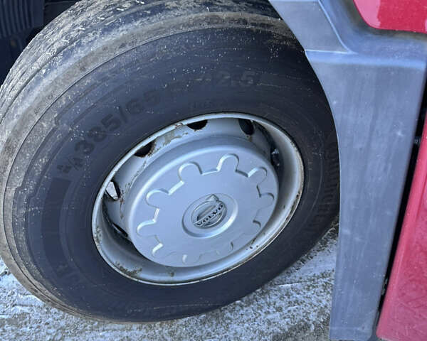 Червоний Вольво FH 13, об'ємом двигуна 12.78 л та пробігом 305 тис. км за 24000 $, фото 20 на Automoto.ua