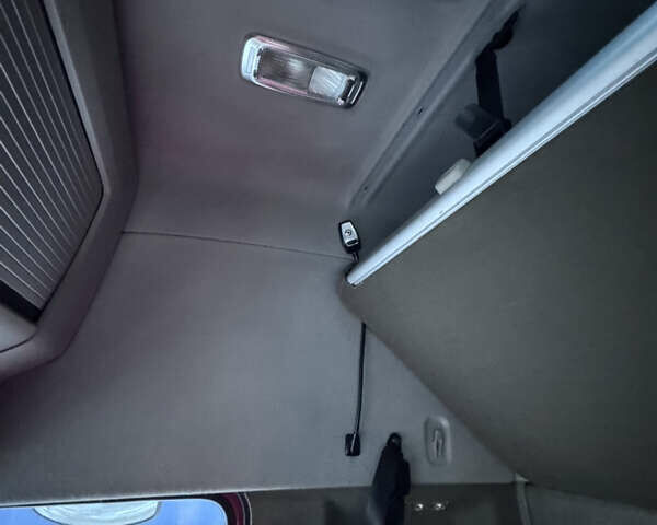 Червоний Вольво FH 13, об'ємом двигуна 12.78 л та пробігом 305 тис. км за 24000 $, фото 23 на Automoto.ua