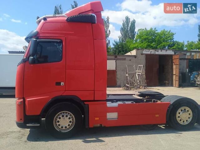 Красный Вольво FH 13, объемом двигателя 12.78 л и пробегом 1 тыс. км за 23500 $, фото 9 на Automoto.ua
