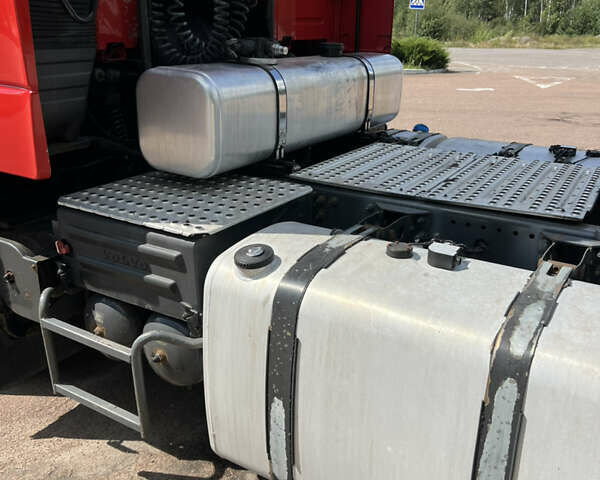 Красный Вольво FH 13, объемом двигателя 12.8 л и пробегом 1 тыс. км за 21000 $, фото 10 на Automoto.ua