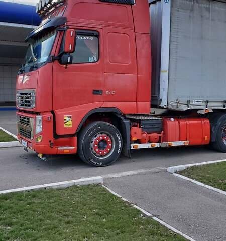 Красный Вольво FH 13, объемом двигателя 12.9 л и пробегом 825 тыс. км за 43000 $, фото 13 на Automoto.ua