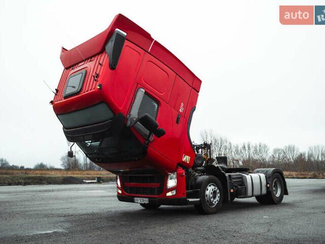 Червоний Вольво FH 13, об'ємом двигуна 12.78 л та пробігом 905 тис. км за 23500 $, фото 22 на Automoto.ua
