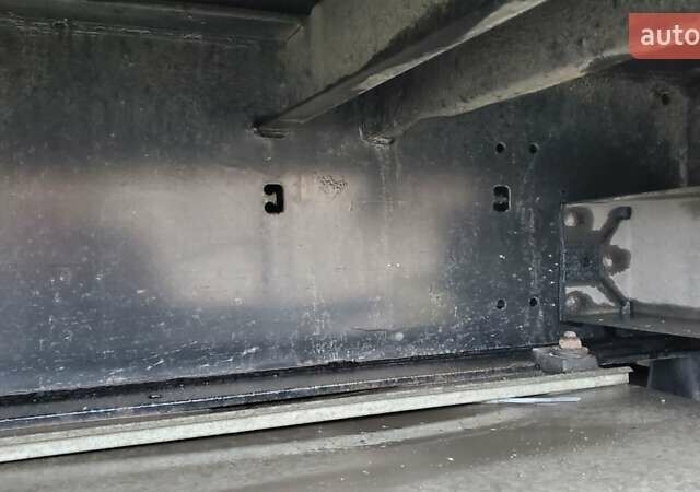 Красный Вольво FH 13, объемом двигателя 12.9 л и пробегом 825 тыс. км за 43000 $, фото 28 на Automoto.ua