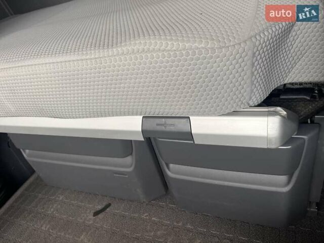 Червоний Вольво FH 13, об'ємом двигуна 0 л та пробігом 780 тис. км за 35500 $, фото 23 на Automoto.ua
