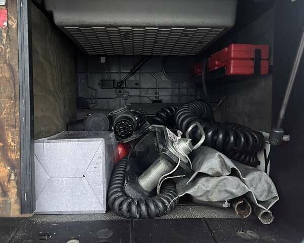 Червоний Вольво FH 13, об'ємом двигуна 0 л та пробігом 780 тис. км за 35500 $, фото 30 на Automoto.ua