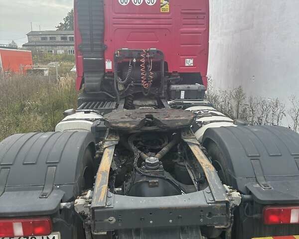 Красный Вольво FH 13, объемом двигателя 0 л и пробегом 620 тыс. км за 23999 $, фото 8 на Automoto.ua