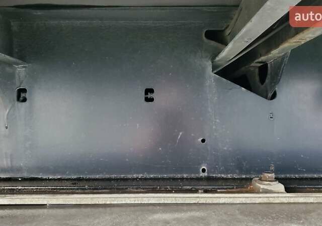 Красный Вольво FH 13, объемом двигателя 12.9 л и пробегом 825 тыс. км за 43000 $, фото 32 на Automoto.ua