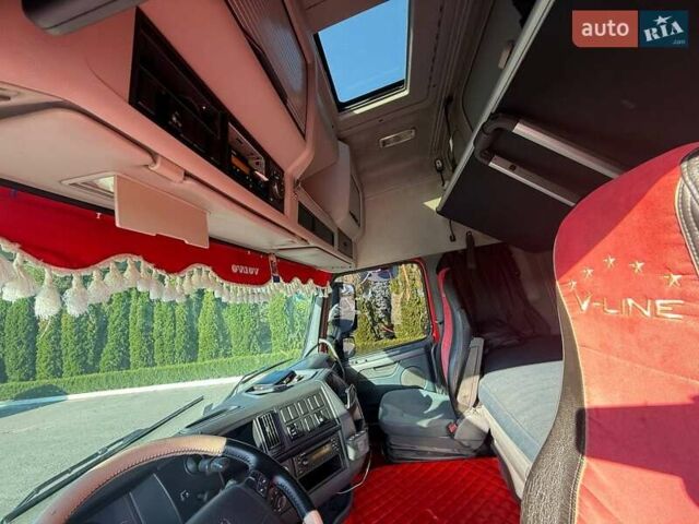 Красный Вольво FH 13, объемом двигателя 12.78 л и пробегом 1 тыс. км за 18500 $, фото 60 на Automoto.ua