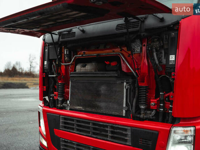 Червоний Вольво FH 13, об'ємом двигуна 12.78 л та пробігом 905 тис. км за 23500 $, фото 3 на Automoto.ua