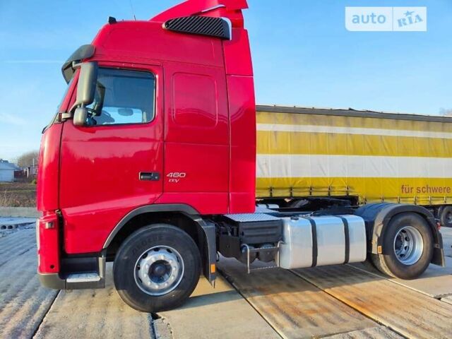 Красный Вольво FH 13, объемом двигателя 12.78 л и пробегом 80 тыс. км за 25000 $, фото 1 на Automoto.ua