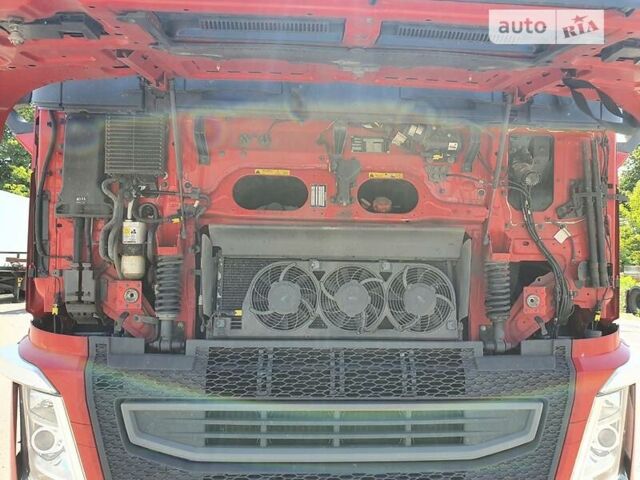 Червоний Вольво FH 13, об'ємом двигуна 0 л та пробігом 850 тис. км за 39500 $, фото 21 на Automoto.ua