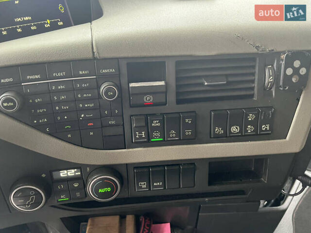 Червоний Вольво FH 13, об'ємом двигуна 12.9 л та пробігом 1 тис. км за 25000 $, фото 8 на Automoto.ua