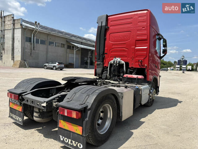 Красный Вольво FH 13, объемом двигателя 12.9 л и пробегом 813 тыс. км за 33900 $, фото 11 на Automoto.ua