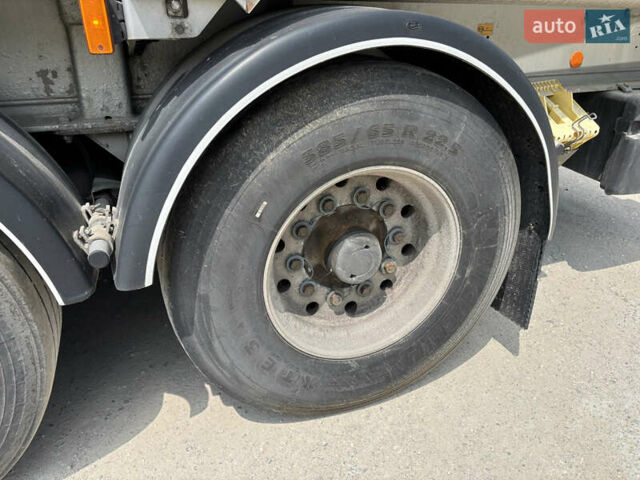 Красный Вольво FH 13, объемом двигателя 12.9 л и пробегом 812 тыс. км за 34900 $, фото 15 на Automoto.ua