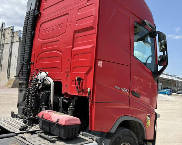 Красный Вольво FH 13, объемом двигателя 12.9 л и пробегом 812 тыс. км за 34900 $, фото 38 на Automoto.ua