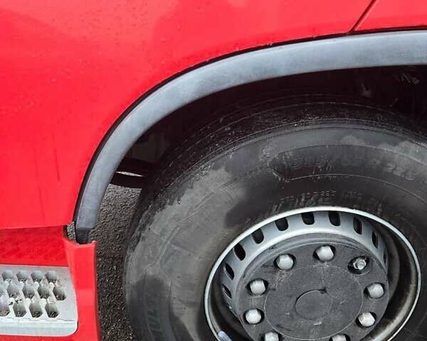 Красный Вольво FH 13, объемом двигателя 12.9 л и пробегом 710 тыс. км за 55000 $, фото 19 на Automoto.ua