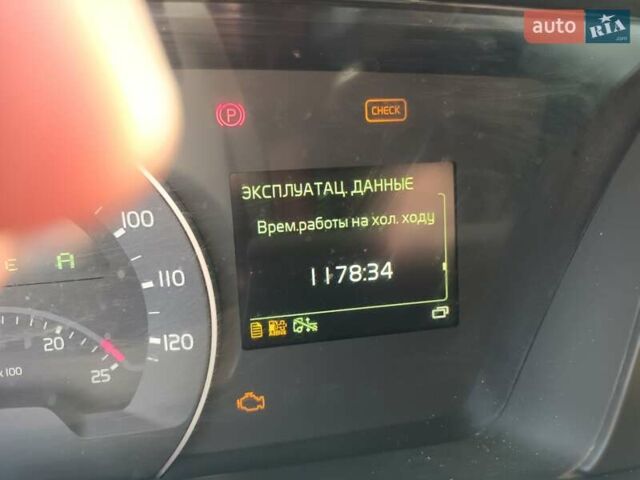 Красный Вольво FH 13, объемом двигателя 12.9 л и пробегом 516 тыс. км за 61331 $, фото 18 на Automoto.ua