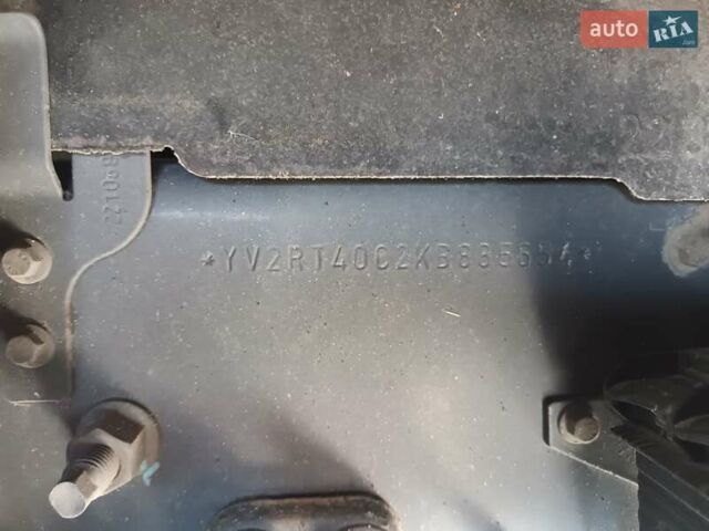 Красный Вольво FH 13, объемом двигателя 12.9 л и пробегом 516 тыс. км за 61331 $, фото 9 на Automoto.ua