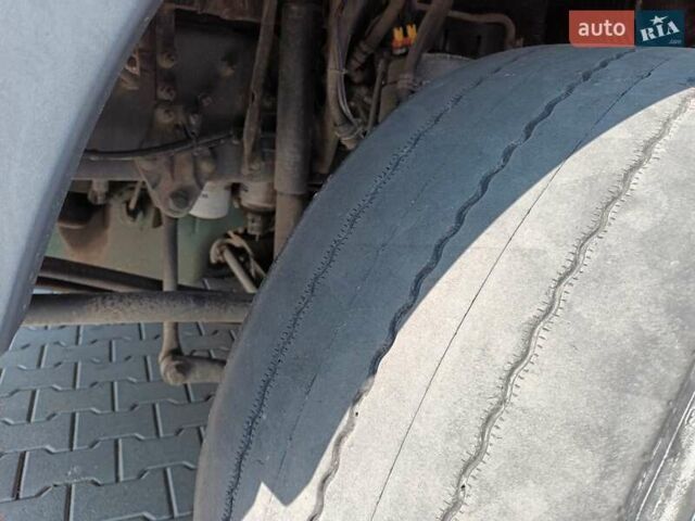 Красный Вольво FH 13, объемом двигателя 12.9 л и пробегом 516 тыс. км за 61331 $, фото 27 на Automoto.ua