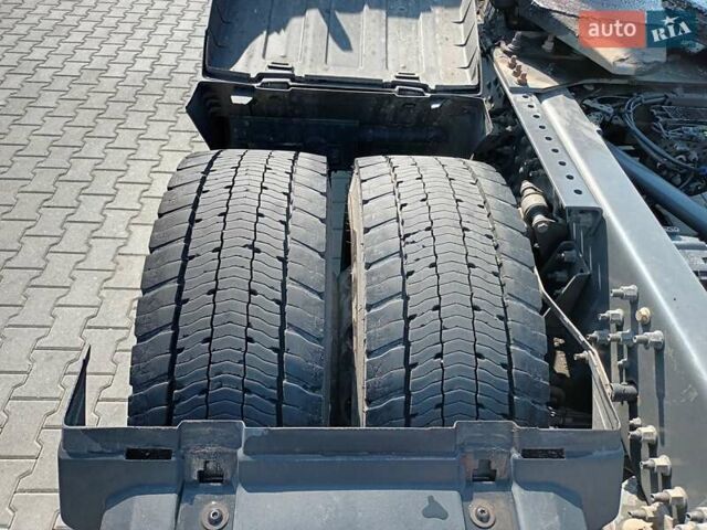 Красный Вольво FH 13, объемом двигателя 12.9 л и пробегом 516 тыс. км за 61331 $, фото 25 на Automoto.ua